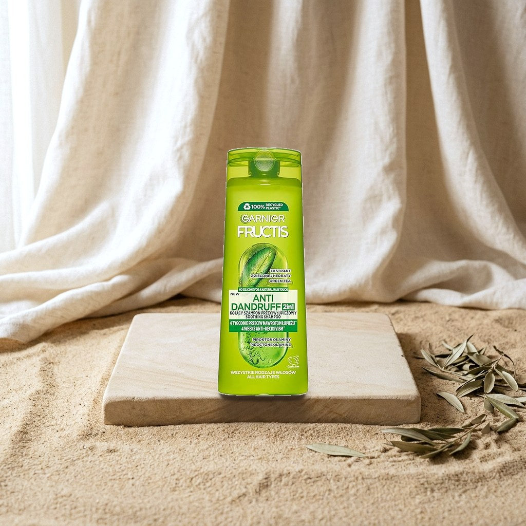 Garnier Fructis Anti-Dandruff Shampoo 2 in 1 for Normal Hair, Nourishes, Nourishes and Strengthens 700 ml