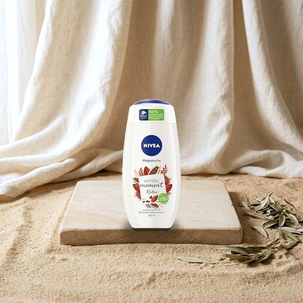 NIVEA Winter Moment, Cocoa Shower care (250 ml), Winter Shower Gel with the Warm Fragrance of Cocoa, Cream Shower gel with Macadamia Oil